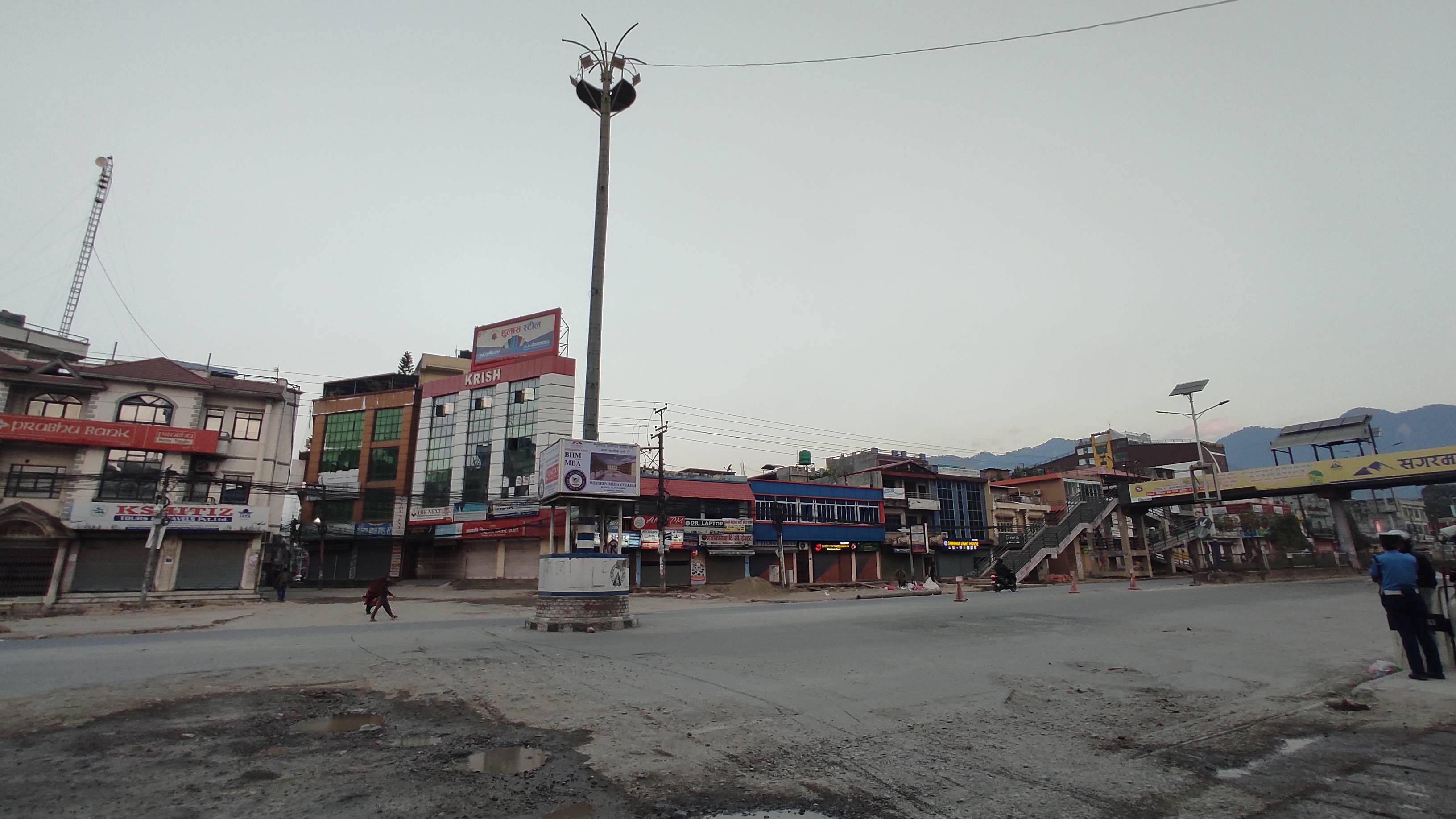विप्लवको बन्दले बुटवल ठप्प (तस्वीरहरू)